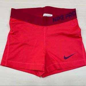 NIKE Compression shorts